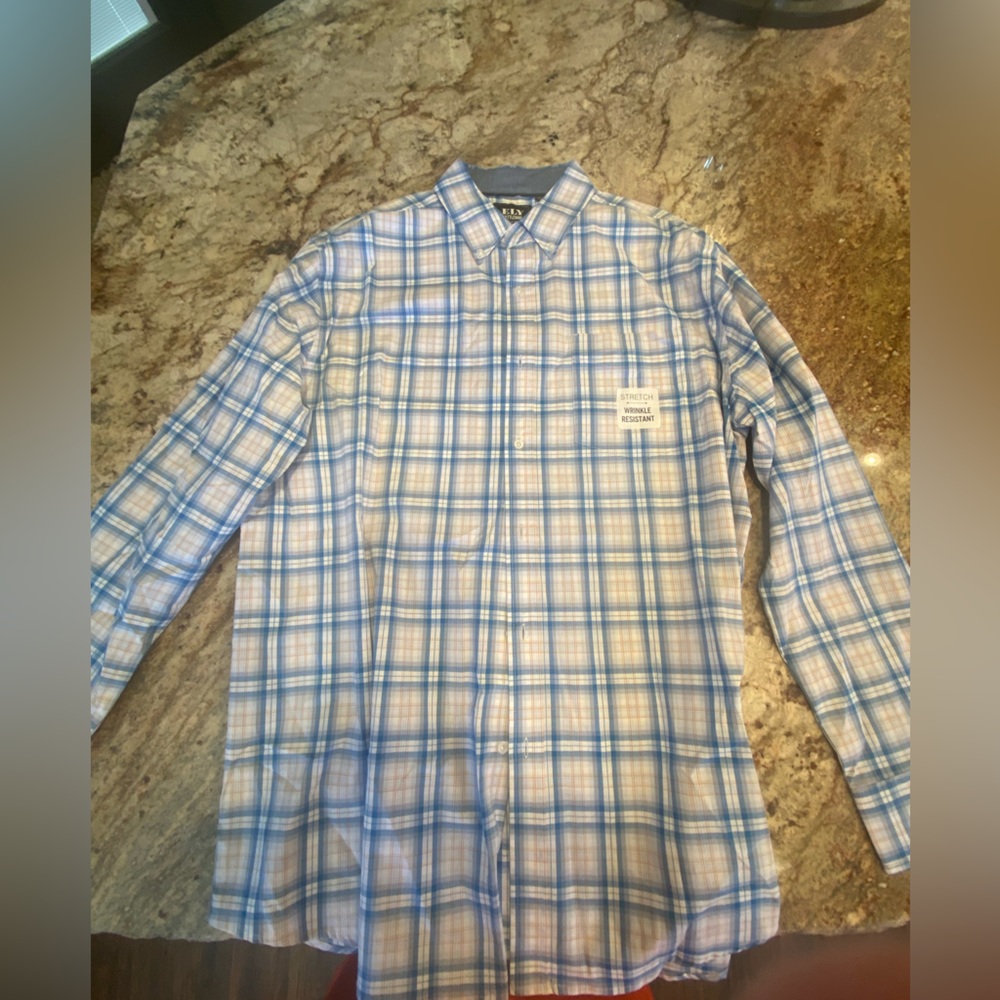 Men’s long sleeve button up!!